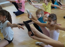 Mesésen kreatív tánctábor - 2017
