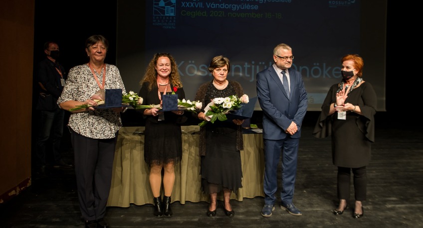 SZAKMAI DÍJ A KMO MUNKATÁRSÁNAK