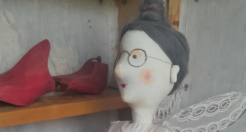 ÁLOMZUG BÁBKIÁLLÍTÁS