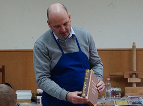 A LÁTHATÓVÁ TETT GONDOLAT - ELŐADÁS A MINIFESZTEN