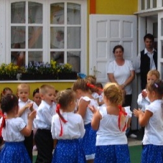 CSŰRDÖNGÖLŐ NÉPTÁNCTÁBOR I turnus