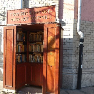 Tégy egy könyvet - Végy egy könyvet!
