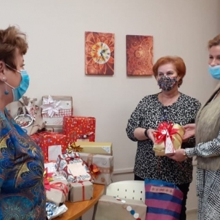 SZERETETTEL 2021. - az ajándékok átadása